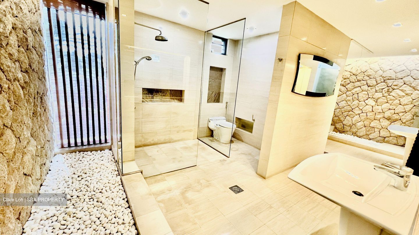 Old Holland Road (D10), Detached #452805801